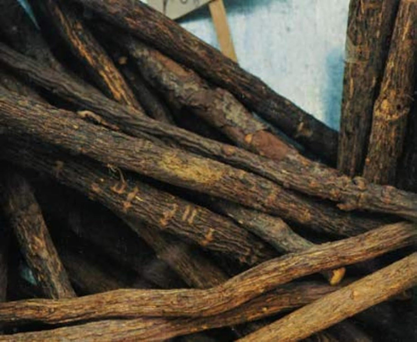 100% Pure African Licorice Root Sticks - Raw Mulethi Glycyrrhiza Glabra - Chew Sticks 8oz / 1/2lb - Natural Licorice Root