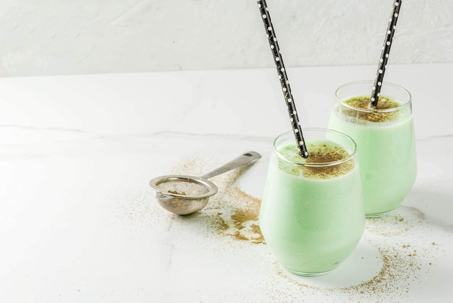 2lbs Organic Camu Camu Powder - Non-GMO, Kosher, Raw, Vegan Superfood for Baking and Drinks