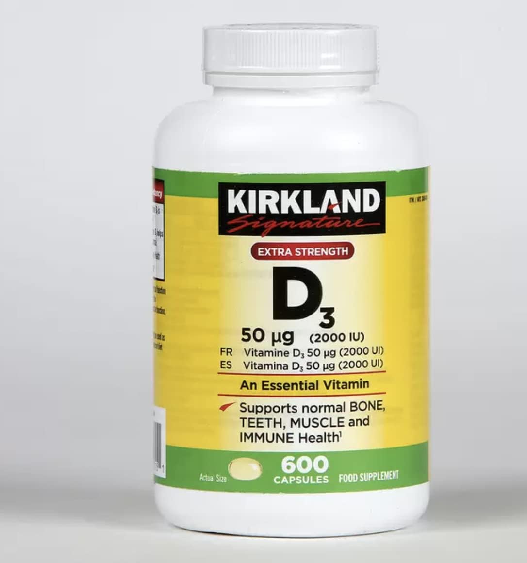 600 Softgels Kirkland Signature Extra Strength Vitamin D3 2000 I.U. - Large Bottle for Immune Support