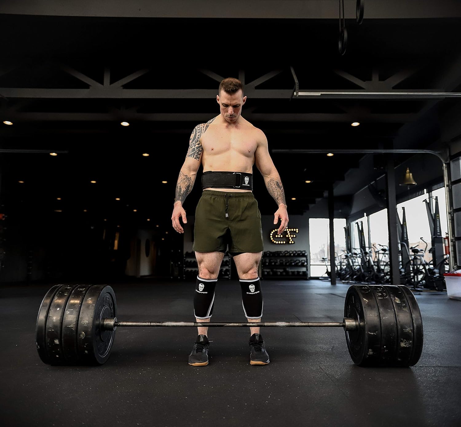 Adjustable 4 Inch Neoprene Weightlifting Belt with Quick Locking Metal Buckle for Bodybuilding, Powerlifting, Cross Training - Gymreapers - Olympic Lifting Back Support