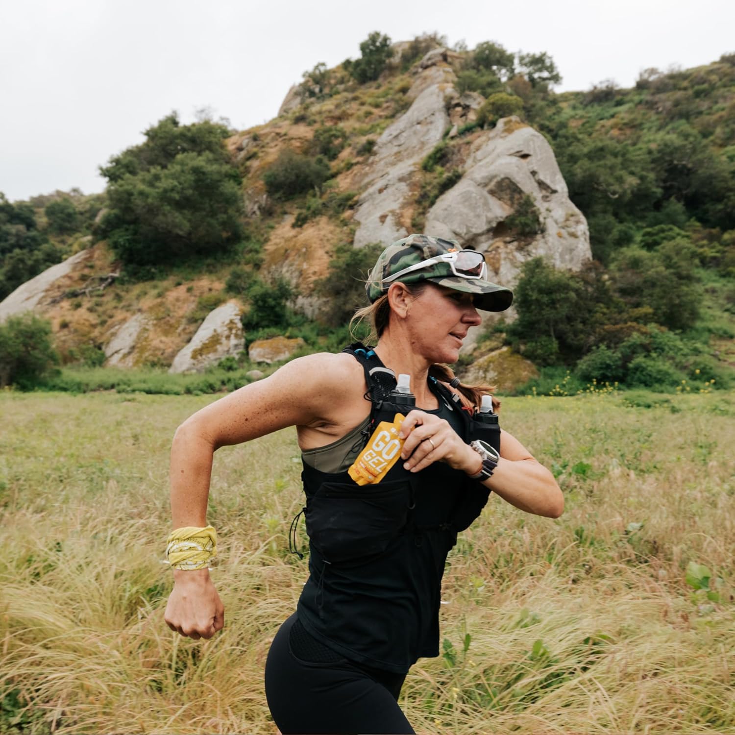 Bare Performance Nutrition BPN Go Gel Endurance Gel - 24g Carbs, 100 cals, Vegan & Gluten-Free, Mango Flavor - 10 Pack