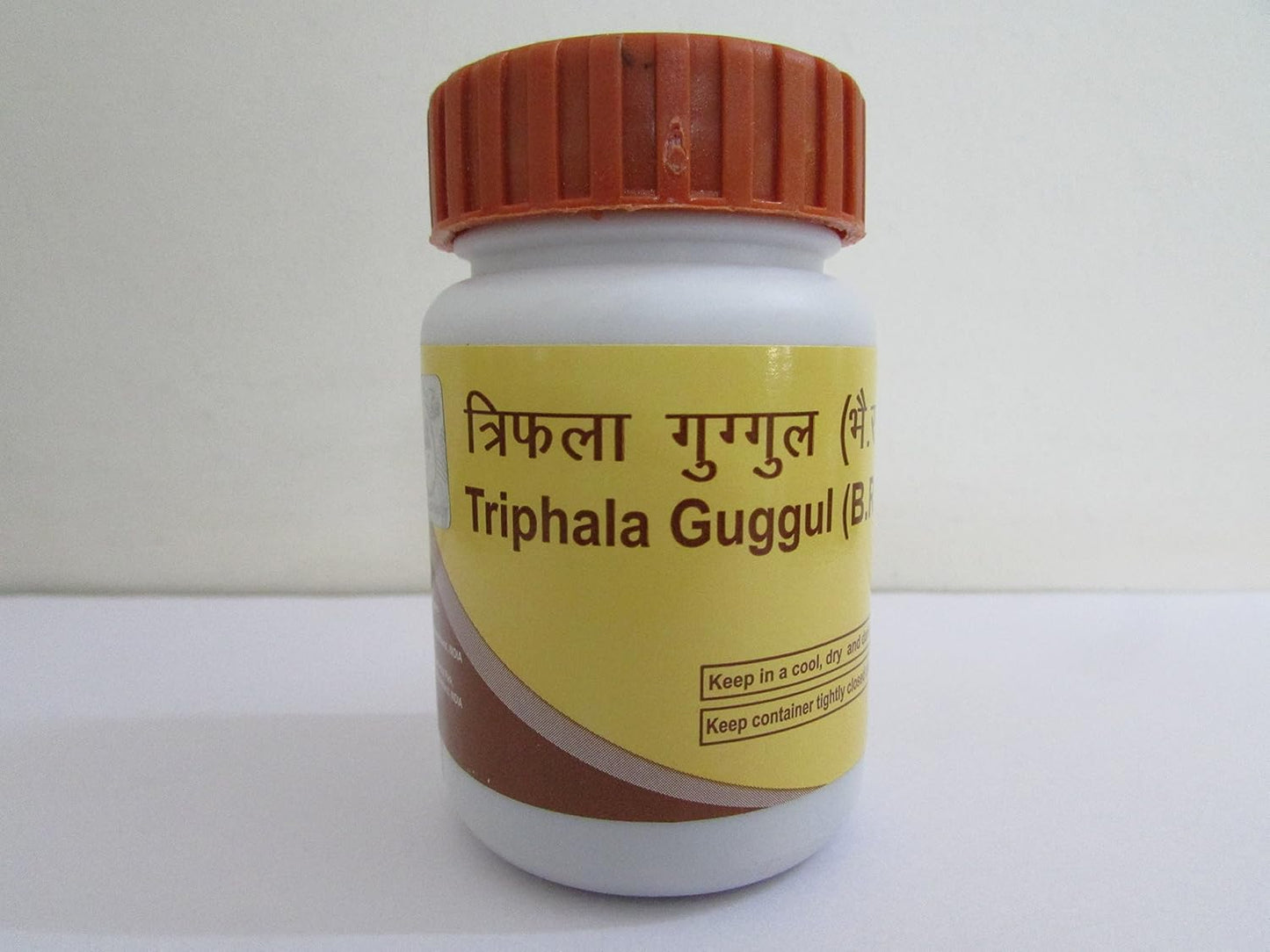 Divya Triphala Guggul Tablets by Baba Ramdev's Divya Yoga Mandir Trust - 80 Count