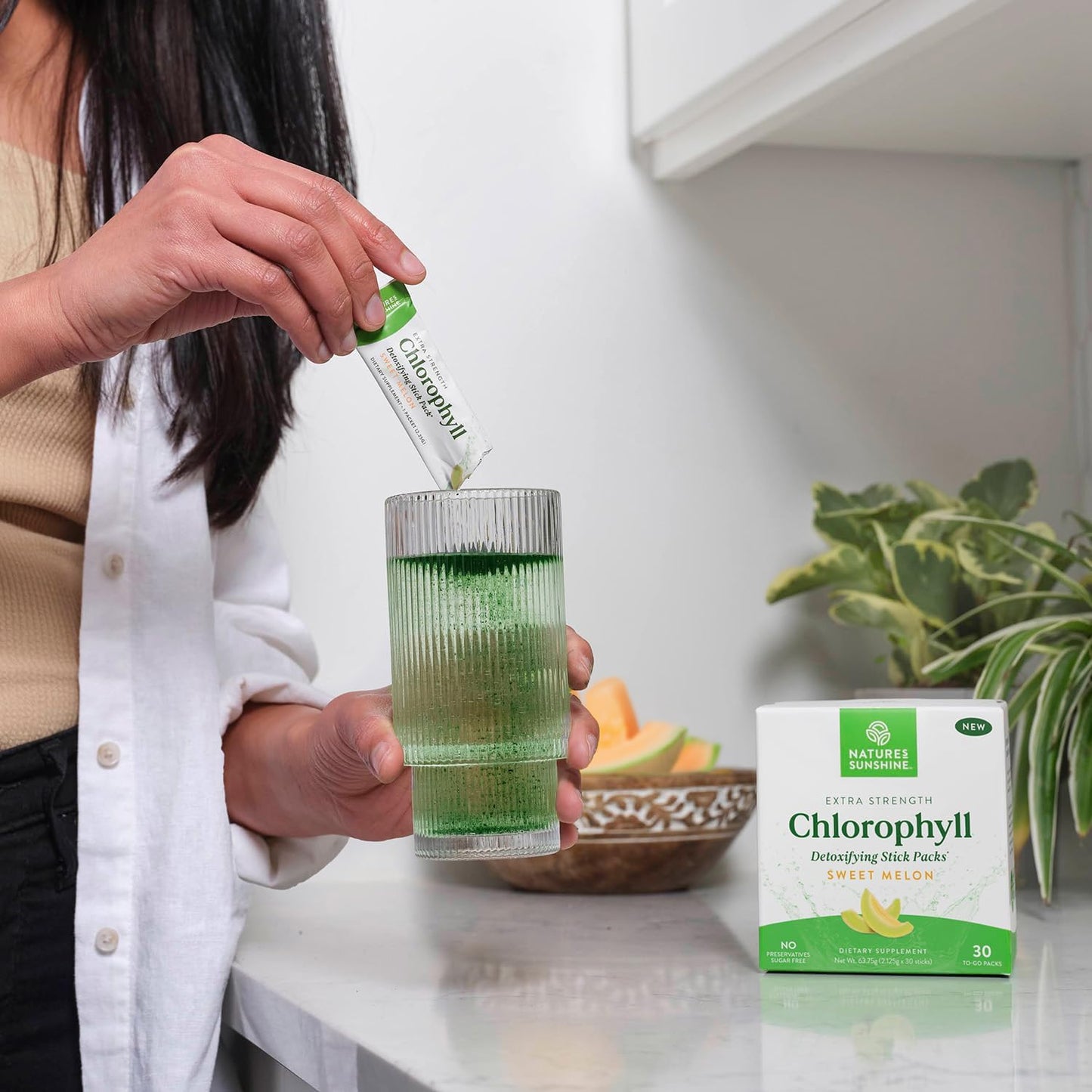 Nature's Sunshine Chlorophyll Stick Packs: Sweet Melon Flavored Detox and Gut Health Booster in Convenient Packaging