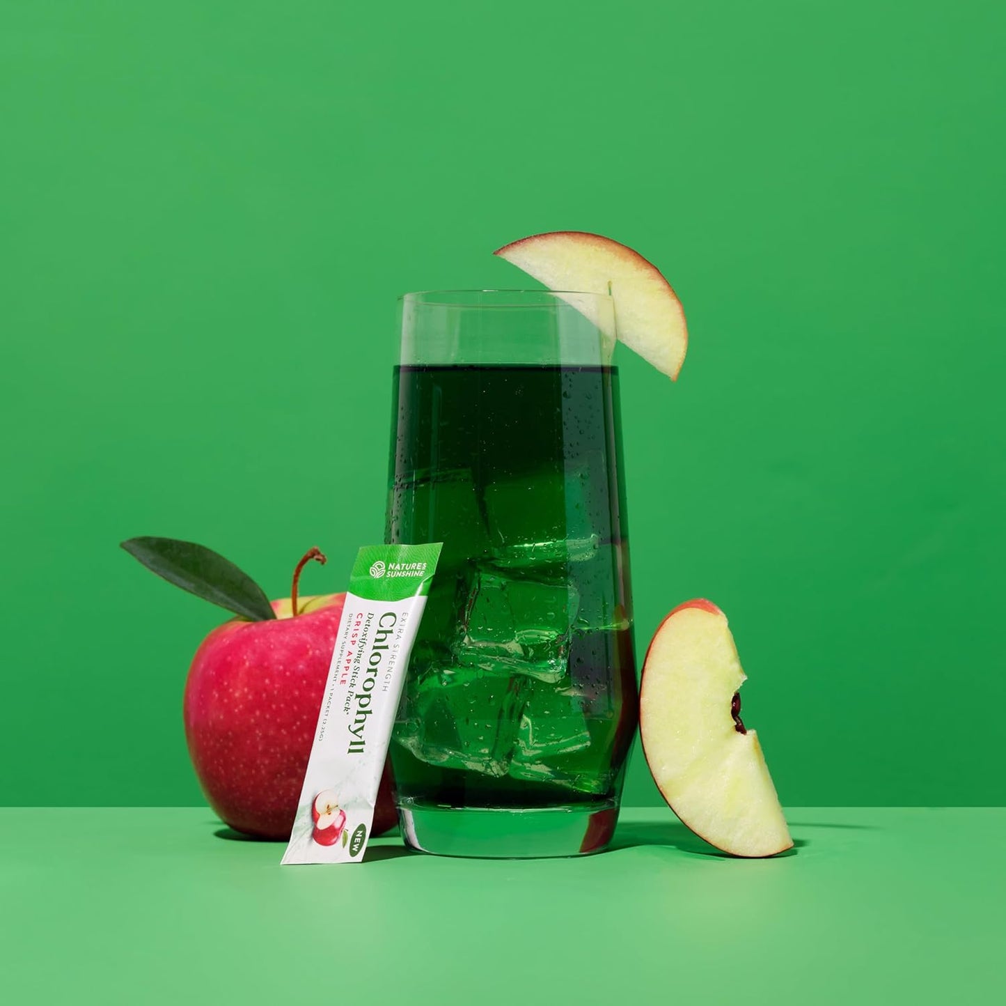 Organic Chlorophyll Stick Packs: Enhance Detox & Gut Health - Crisp Apple Flavor