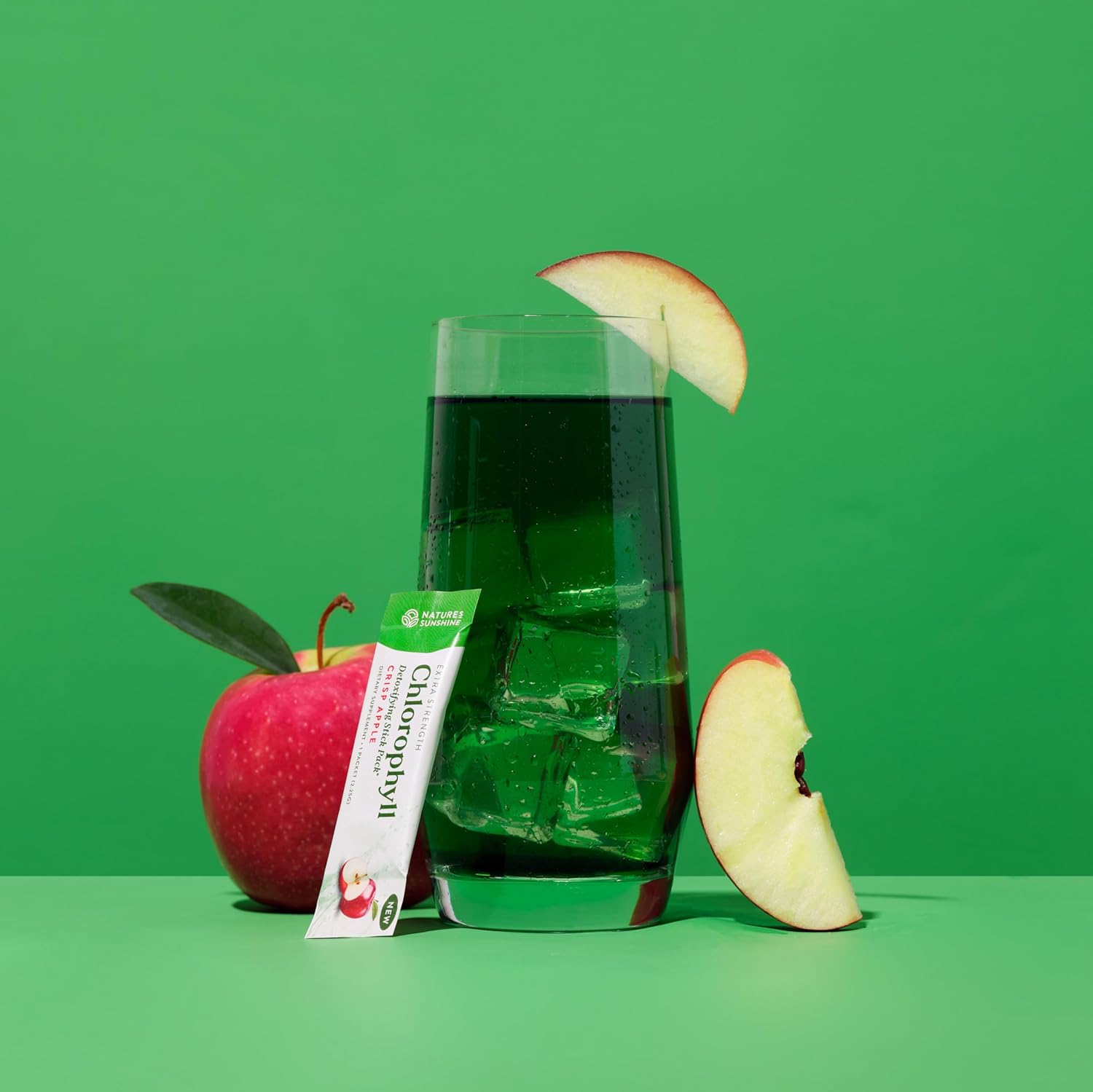 Organic Chlorophyll Stick Packs: Enhance Detox & Gut Health - Crisp Apple Flavor