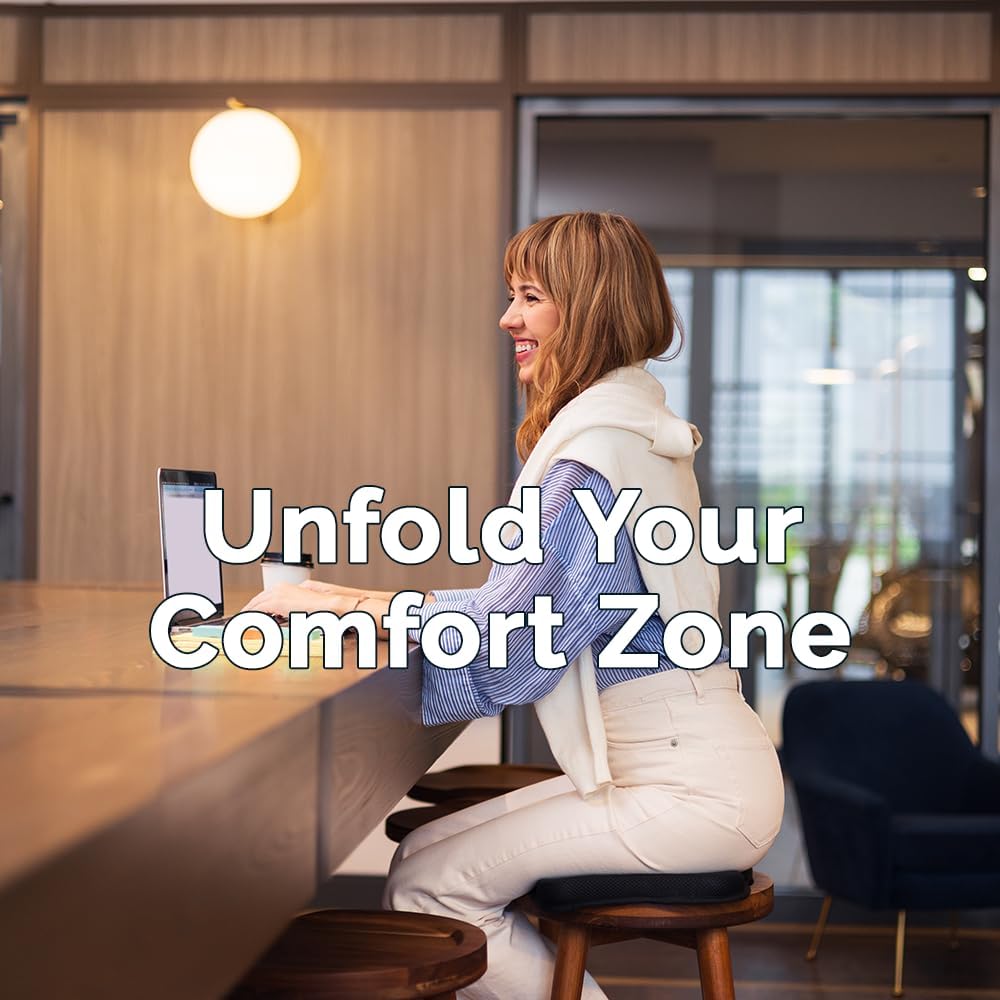 Portable Gel Grid Travel Seat Cushion for Ultimate Comfort - Ideal for Airplane Seats, Camping, Flights, Bleachers, and Commuting