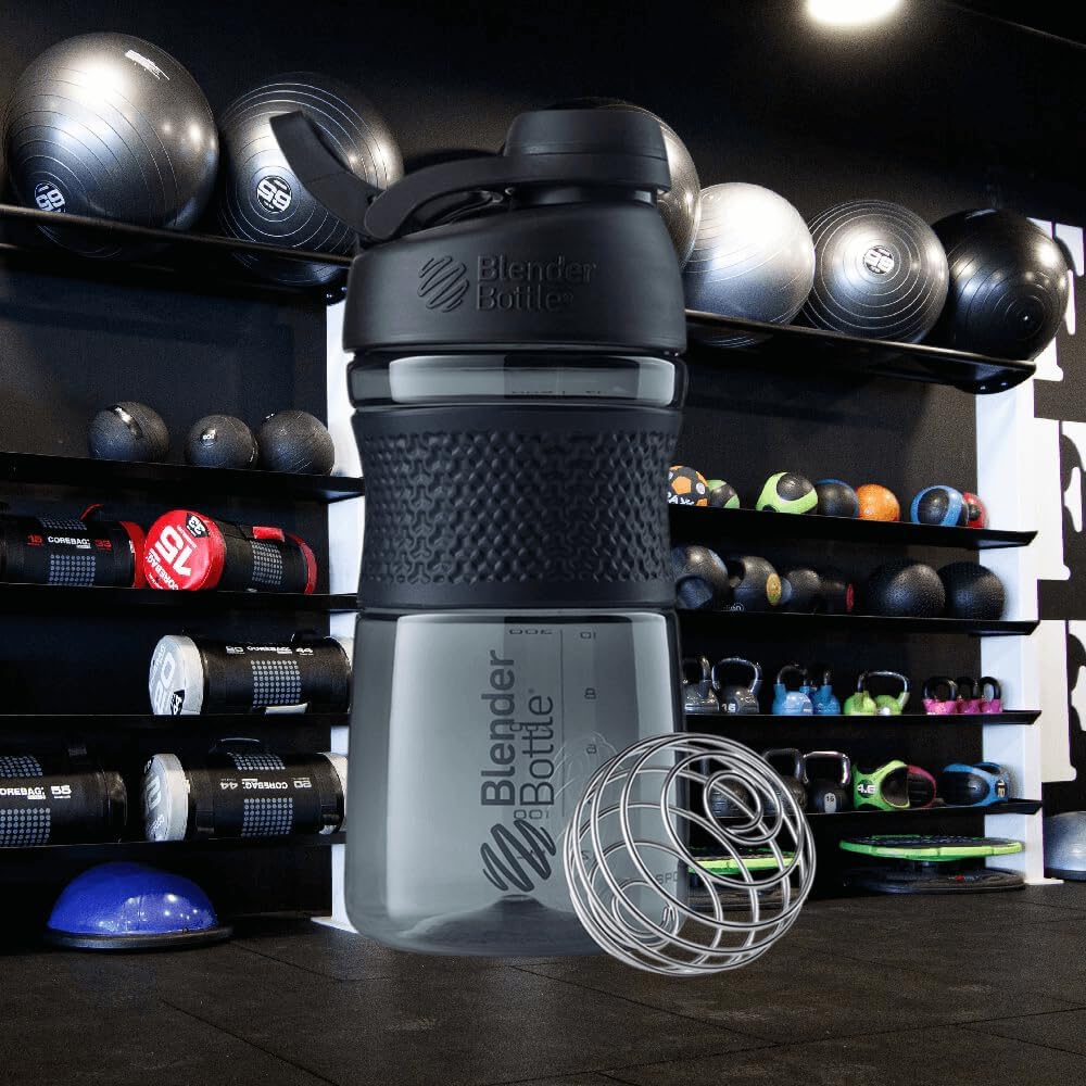 20-Ounce Black BlenderBottle SportMixer Shaker Bottle - Ideal for Protein Shakes and Pre Workout