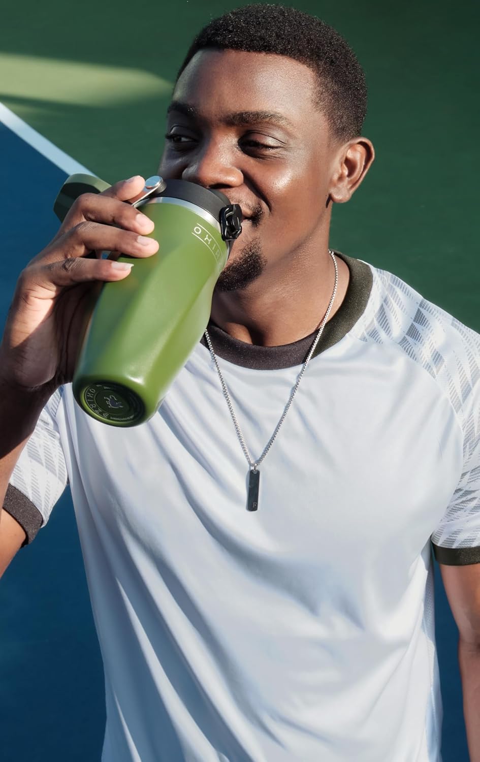 26oz Double Wall Stainless Steel Shaker Bottle - Ideal for Protein Shakes, Smoothies, Cocktails - Leak-Proof, Copper-Insulated, BPA-Free - No Mixing Tools Needed