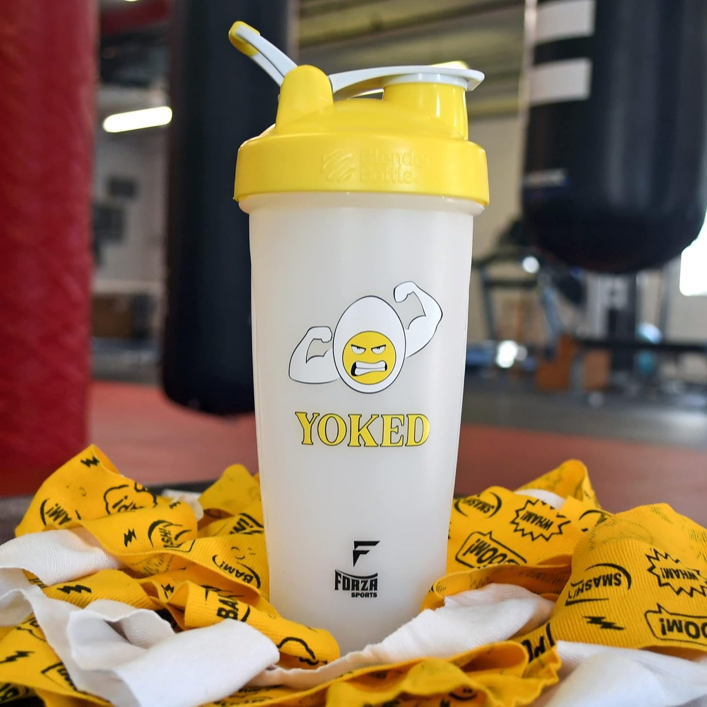 28 oz. Classic Forza Sports Blender Bottle with Loop Top: Perfect for Mixing Protein Shakes and Smoothies