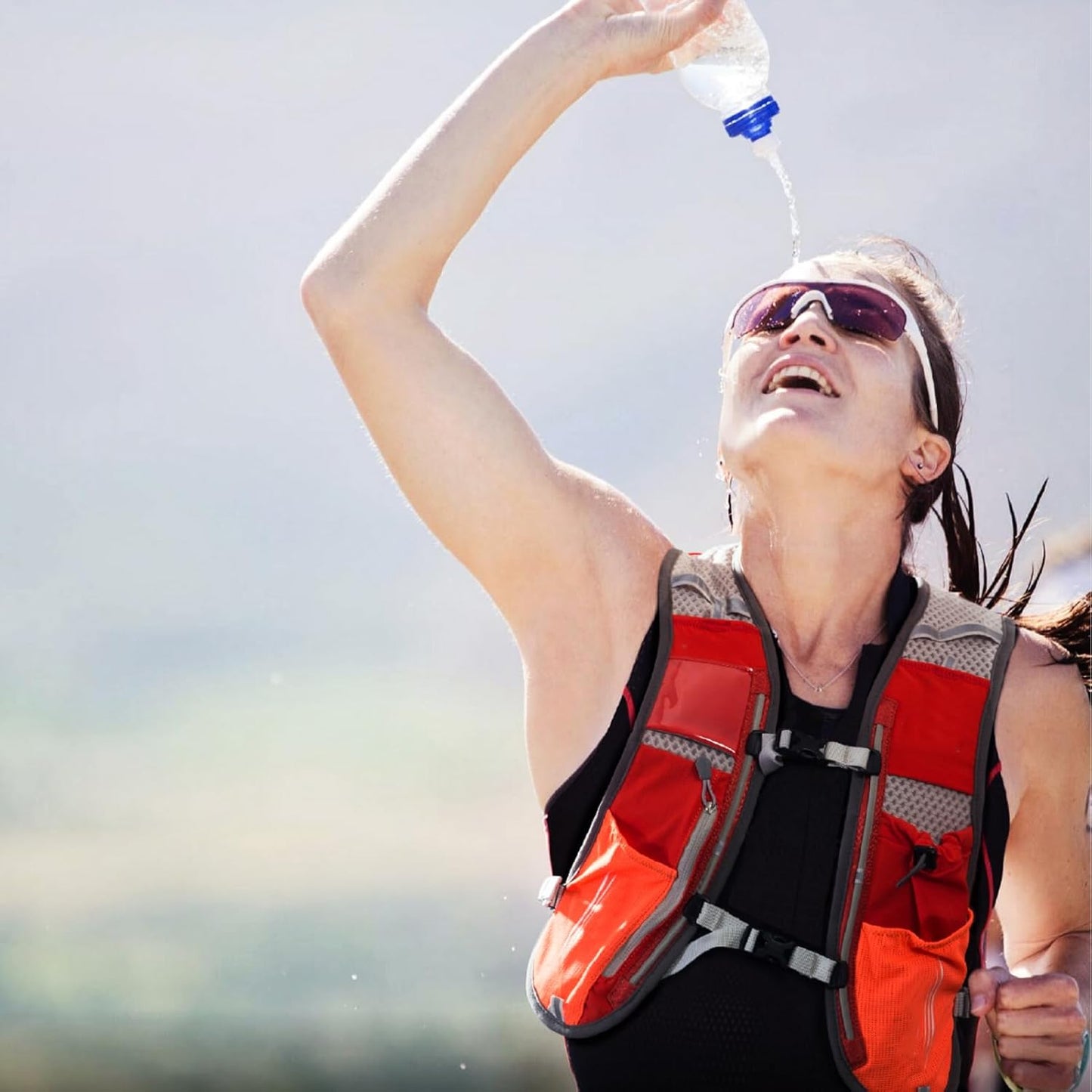 Azarxis 5L Hydration Running Vest Backpack for Men and Women - Ideal for Jogging, Cycling, Hiking - Blue Color with 600ml Soft Flask