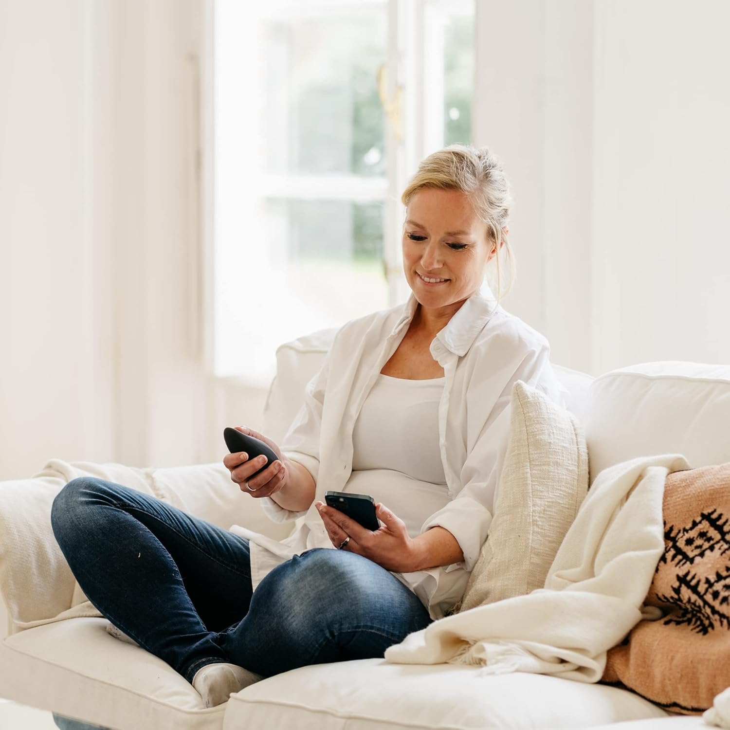 Biofeedback Device for Stress Relief & Better Sleep - Moonbird Breathing & Meditation Tool for Men & Women - Promotes Relaxation and Overall Health - Black Grey