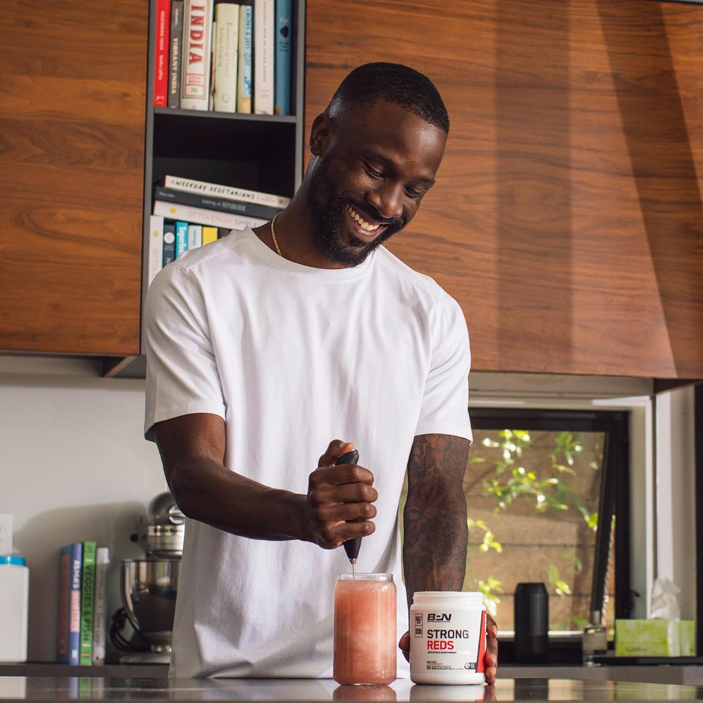 BPN Strong Reds Superfood Powder with Digestive Enzymes and Antioxidants for Improved Natural Energy - 30 Servings - Strawberry Flavor