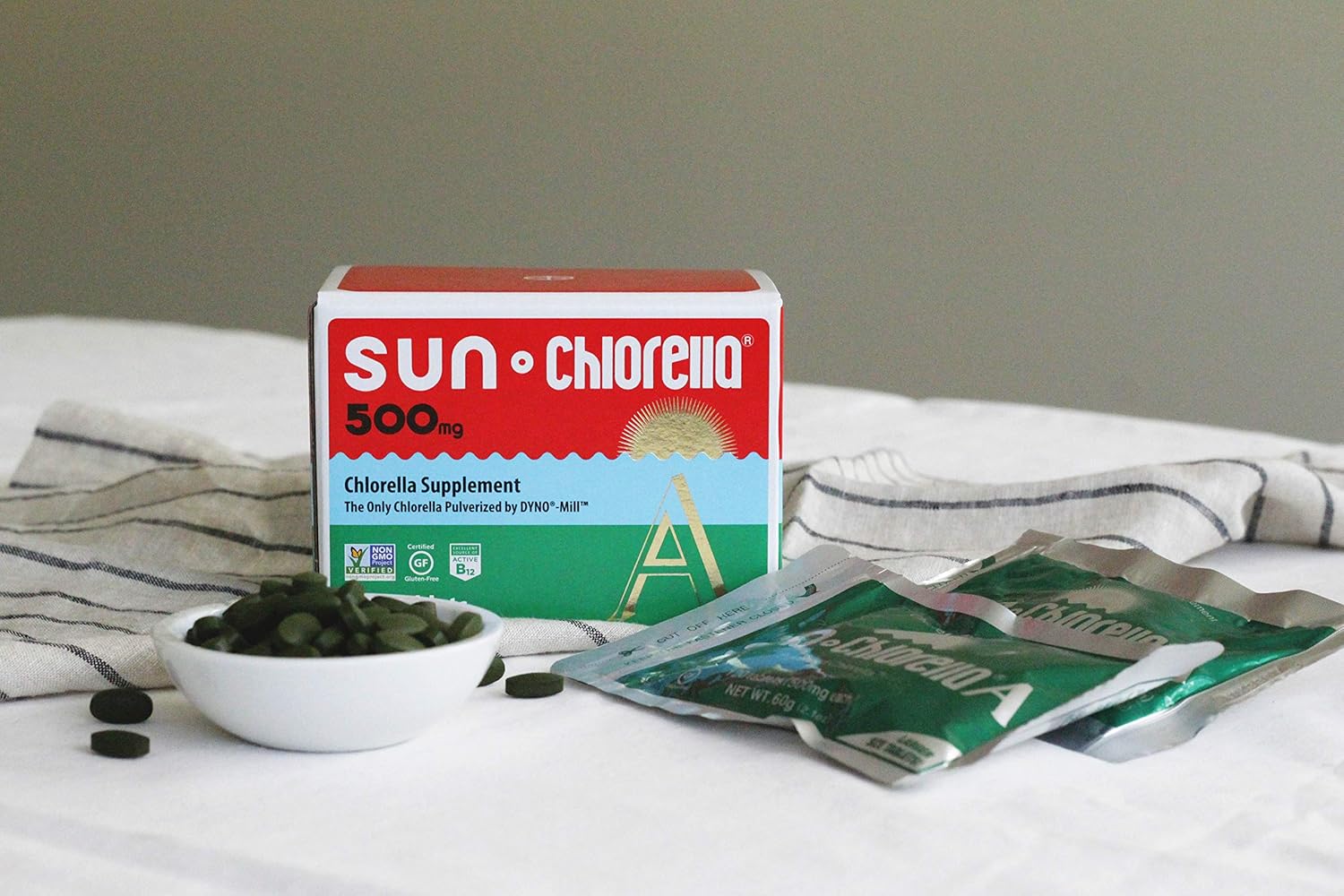 Chlorella Superfood Bundle: 2ct 500mg Tablets + 10x6g Powder Packets for Whole Body Wellness