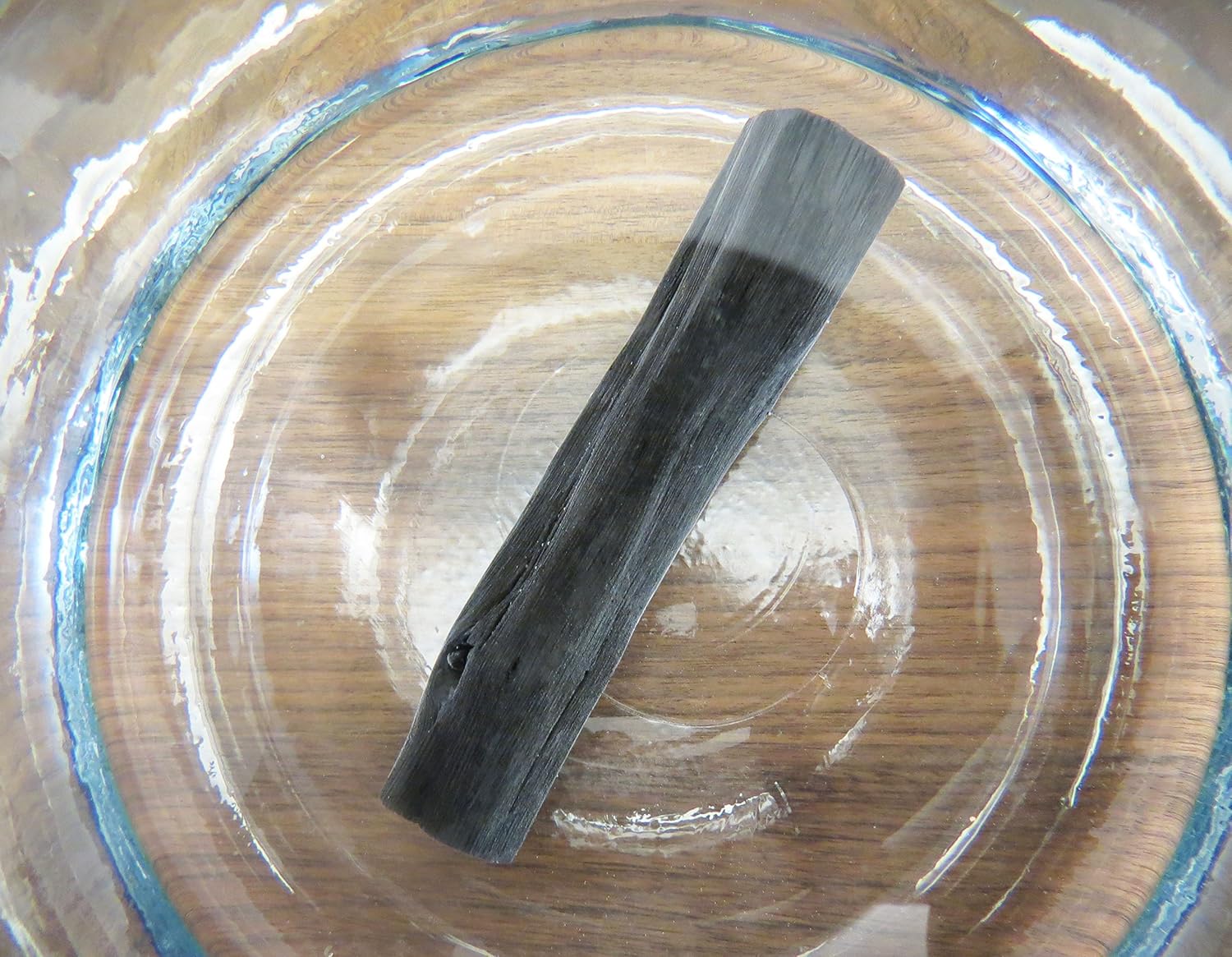 IPPINKA Large Binchotan Charcoal Stick from Kishu, Japan - Water Purifying Stick Filters 1-2 Gallons for Great-Tasting Water