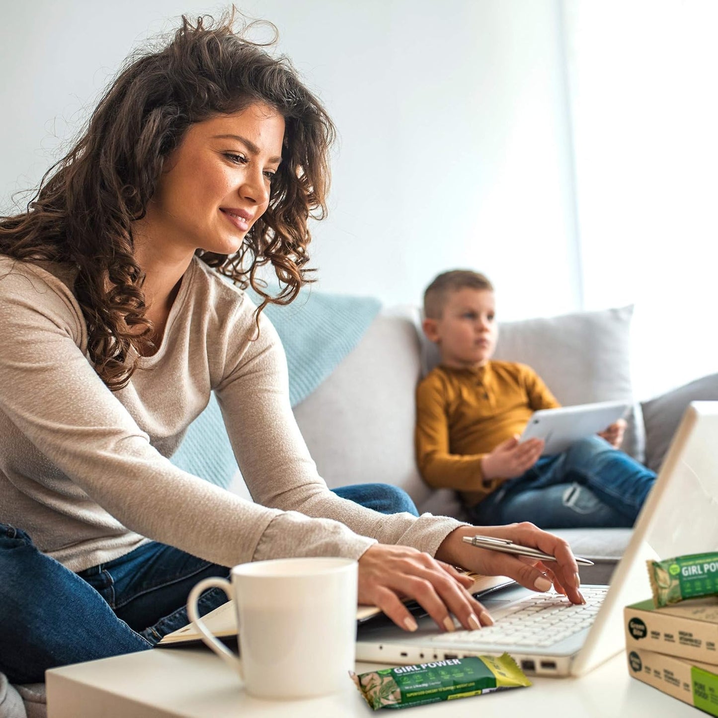 Low Calorie High Protein Girl Power Protein Bars - Vegan Meal Replacement Snacks with Iron, No Sugar, Chicory Spirulina Lemon Flavor, Pack of 8