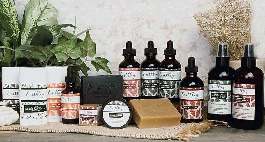 Natural Women’s Cramp Formula with Nettle Leaf, Red Raspberry Leaf, Cramp Bark, Motherwort - Relieve Aches and Enhance Mood - 1oz