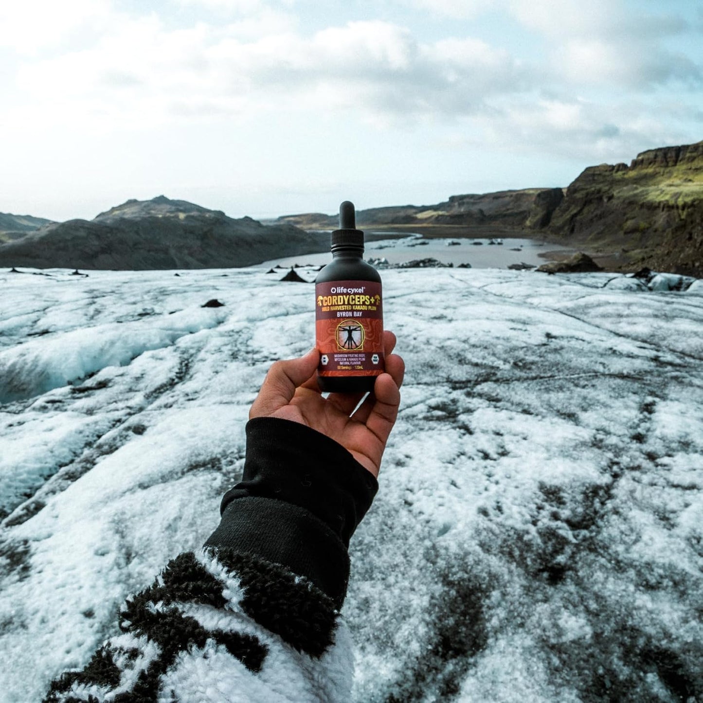 Organic Cordyceps Mushroom Extract with Kakadu Plum for Natural Energy and Stamina - Mycelium Antioxidants and Vitamin C - Non-GMO, Made in USA - 2 Fl oz