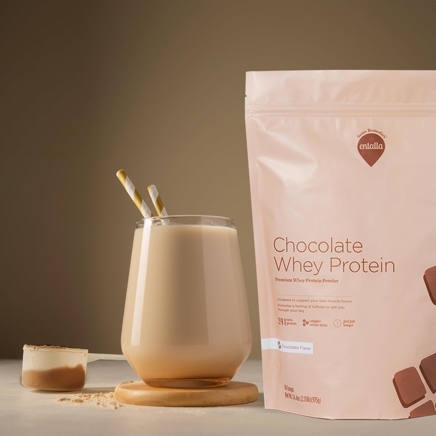 Premium Santo Remedio Chocolate Whey Protein Powder: 25g Protein, Lean Muscle Support, Satiety, 30 Servings - Vegetarian