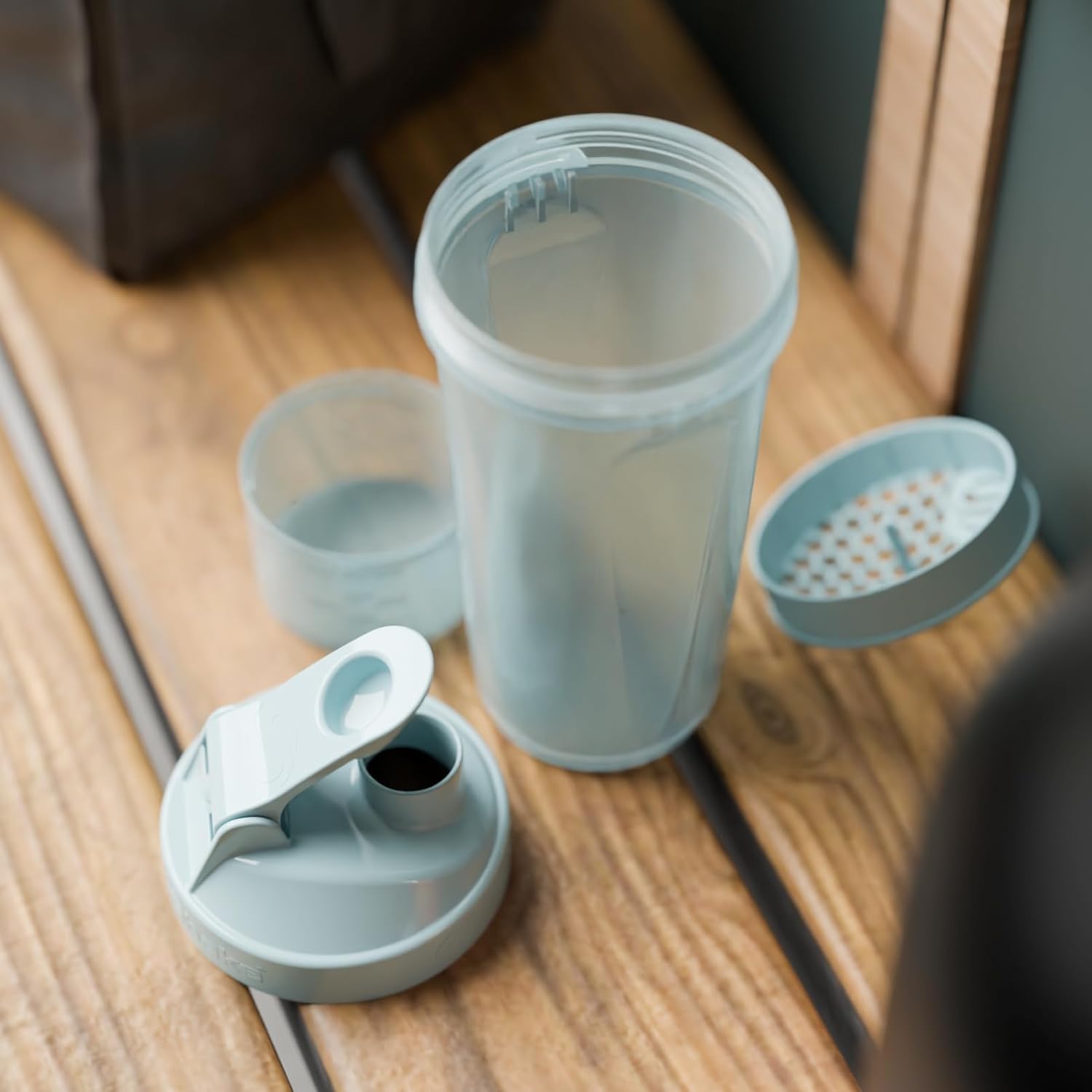 Set of 4 Smartshake Slim Protein Shaker Bottles 400ml | 13.5oz with Storage - Leakproof Screw-on Lid - BPA Free - Black, White, Gray, Pink