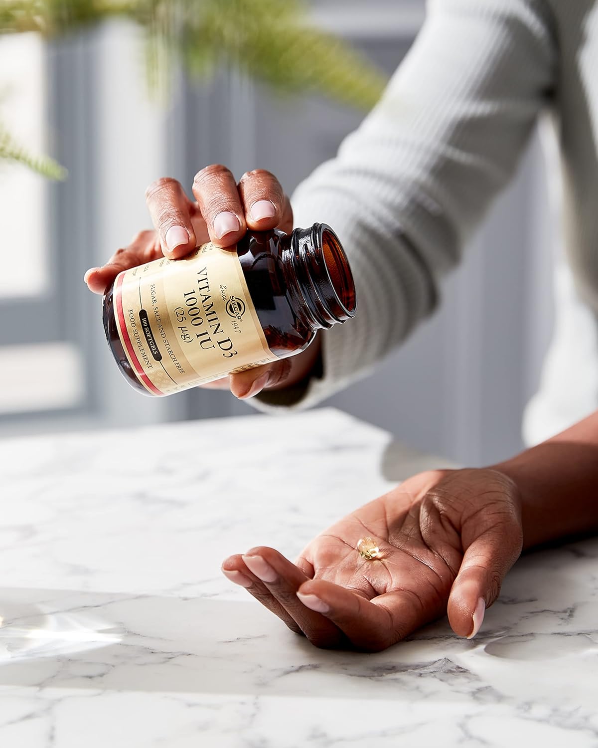 Solgar Vitamin D3 Softgels, 25 MCG (1000 IU) - Promotes Bone Health, Immune System Support - Non-GMO, Gluten Free - 250 Servings