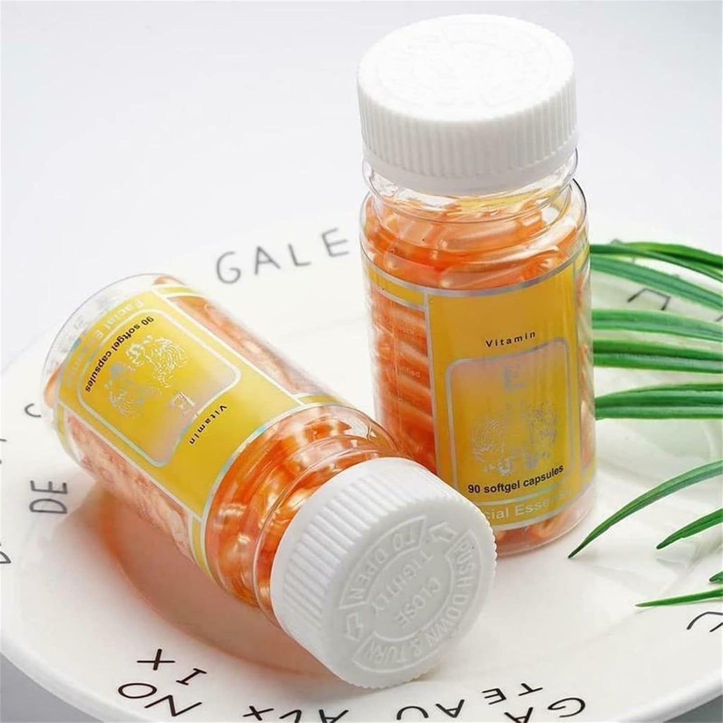 SWIMYAR Vitamin E Capsules for Skin Care - Eliminate Wrinkles and Dark Spots - 100% Natural