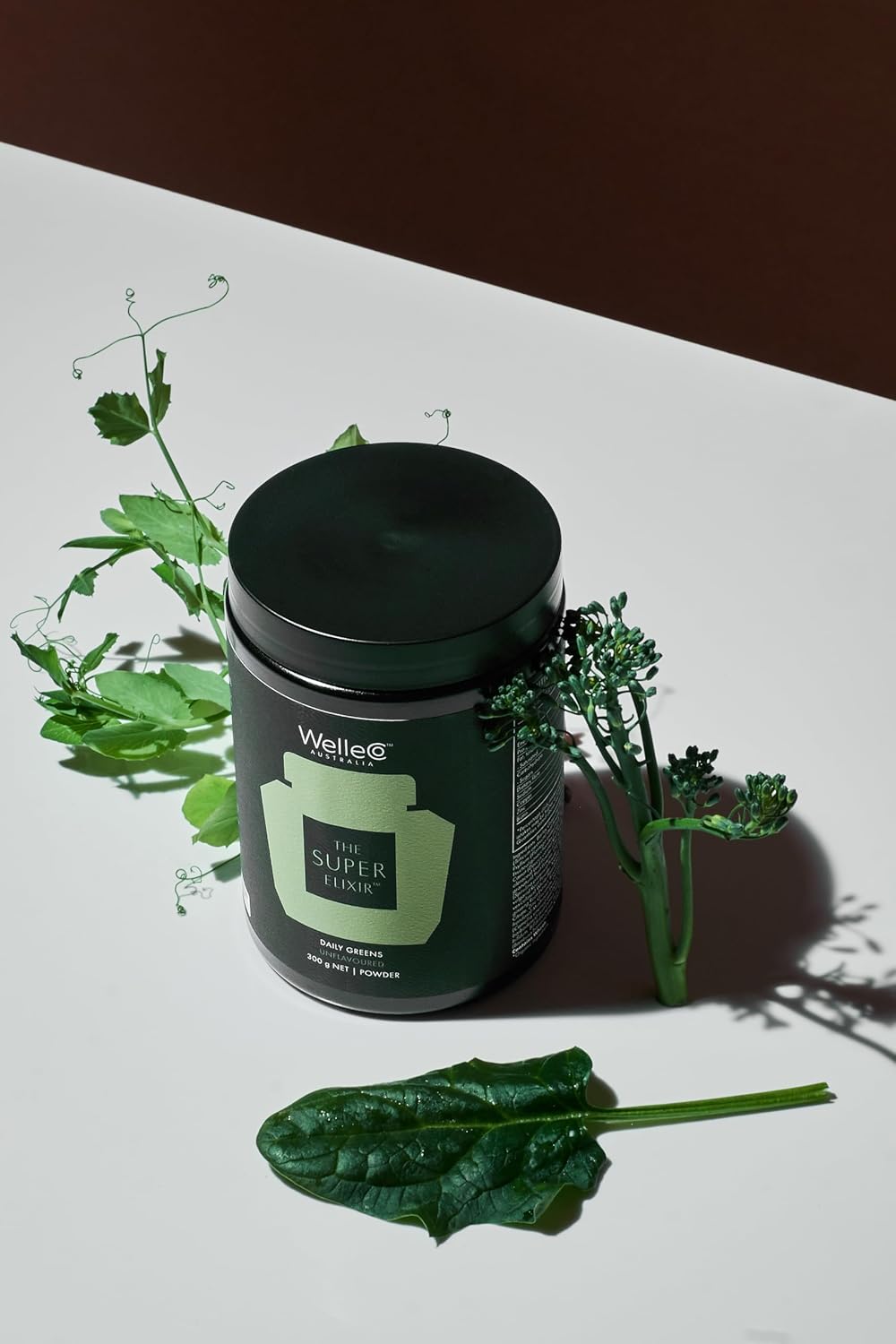 WelleCo Super Elixir Daily Greens Probiotic Drink Mix - Whole Foods, Gluten Free, Vegan Gut Health Powder for Energy, Immunity, Skin, Hair, Nails - 300g Jar