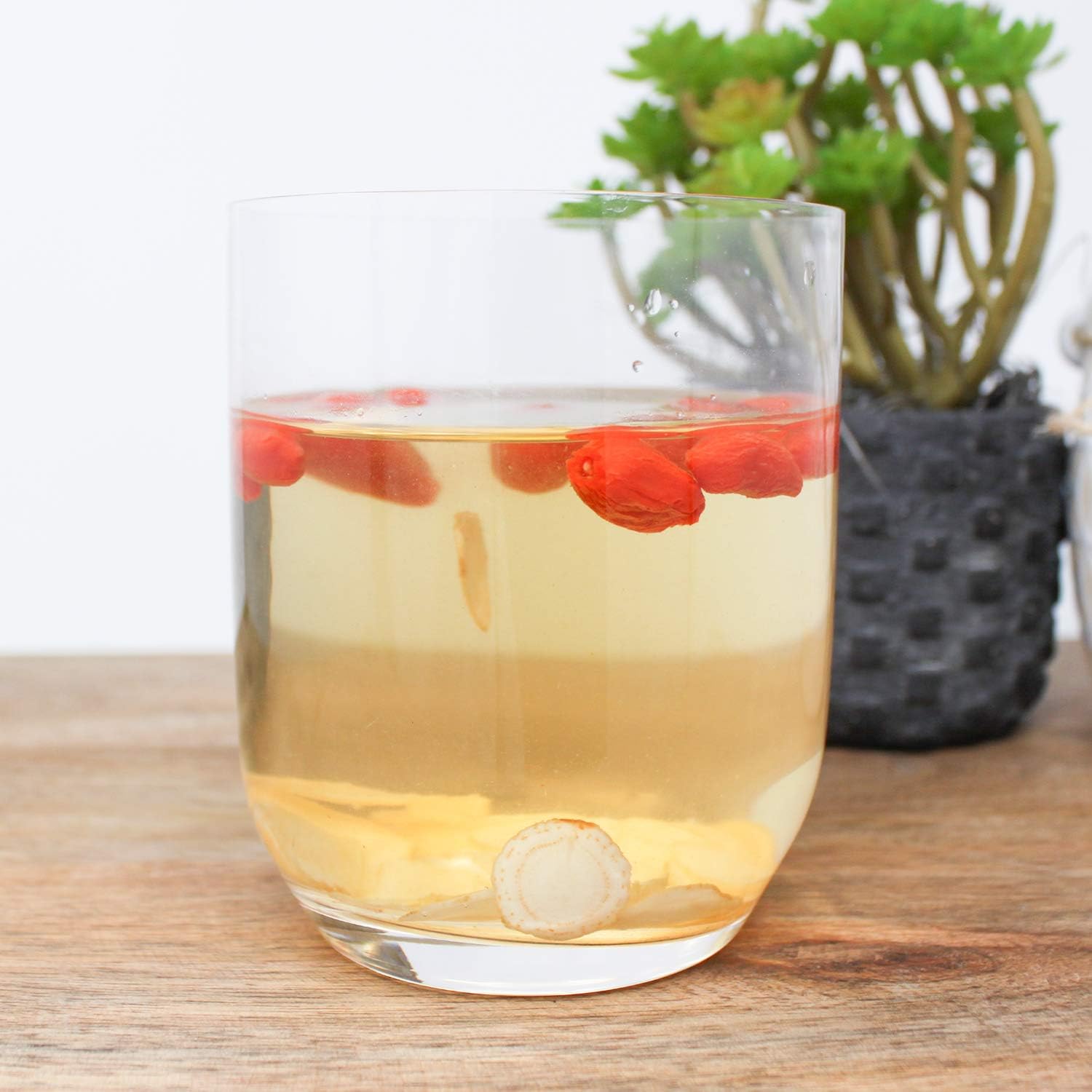 Wisconsin-Grown DABC OAK LAND DOL American Ginseng Slices for Making Ginseng Tea - Small 4oz Bag - Health Benefits