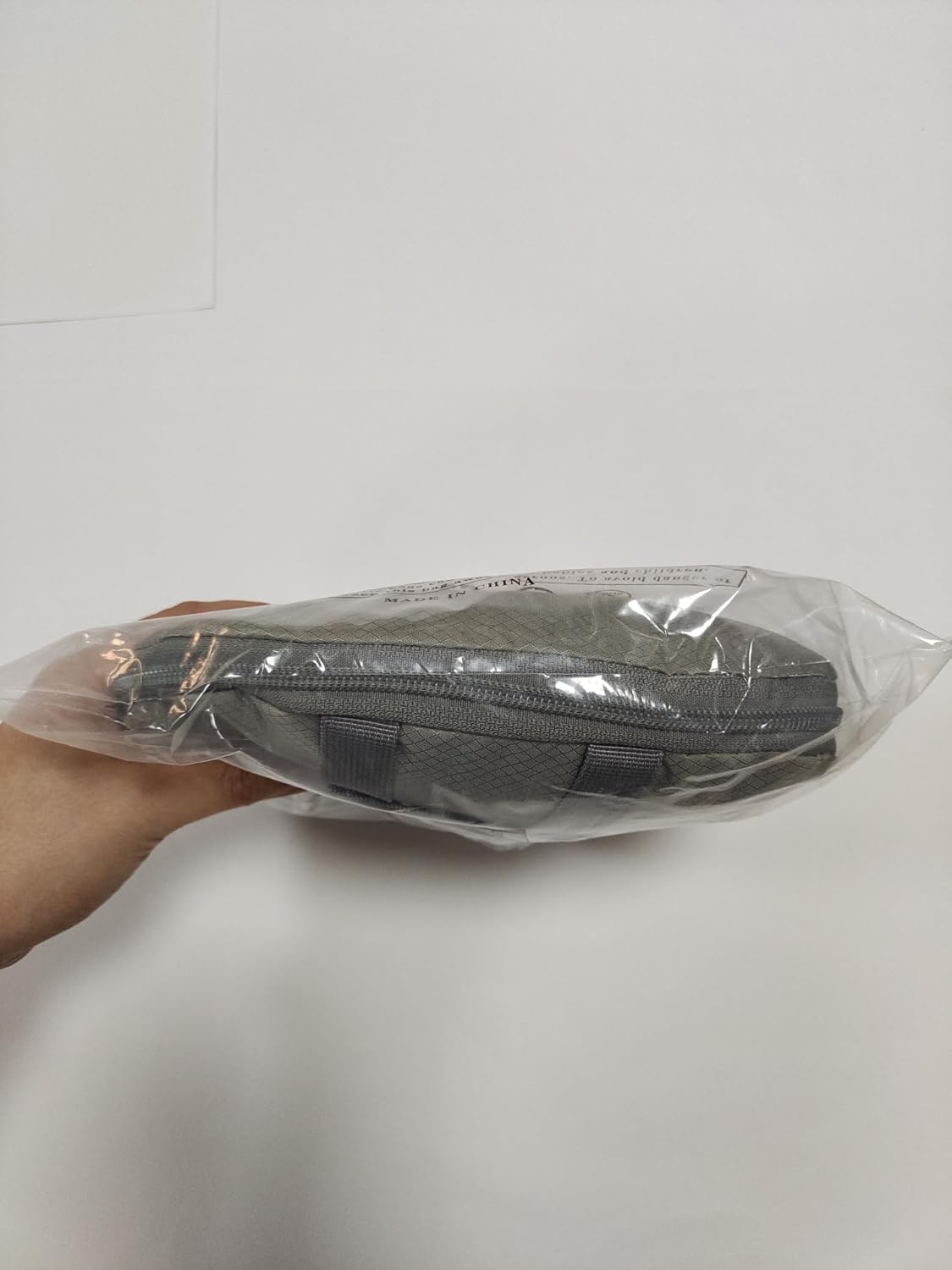 ZOMAKE 30L Packable Backpack - Lightweight Water Resistant Folding Daypack for Travel - Silver Grey